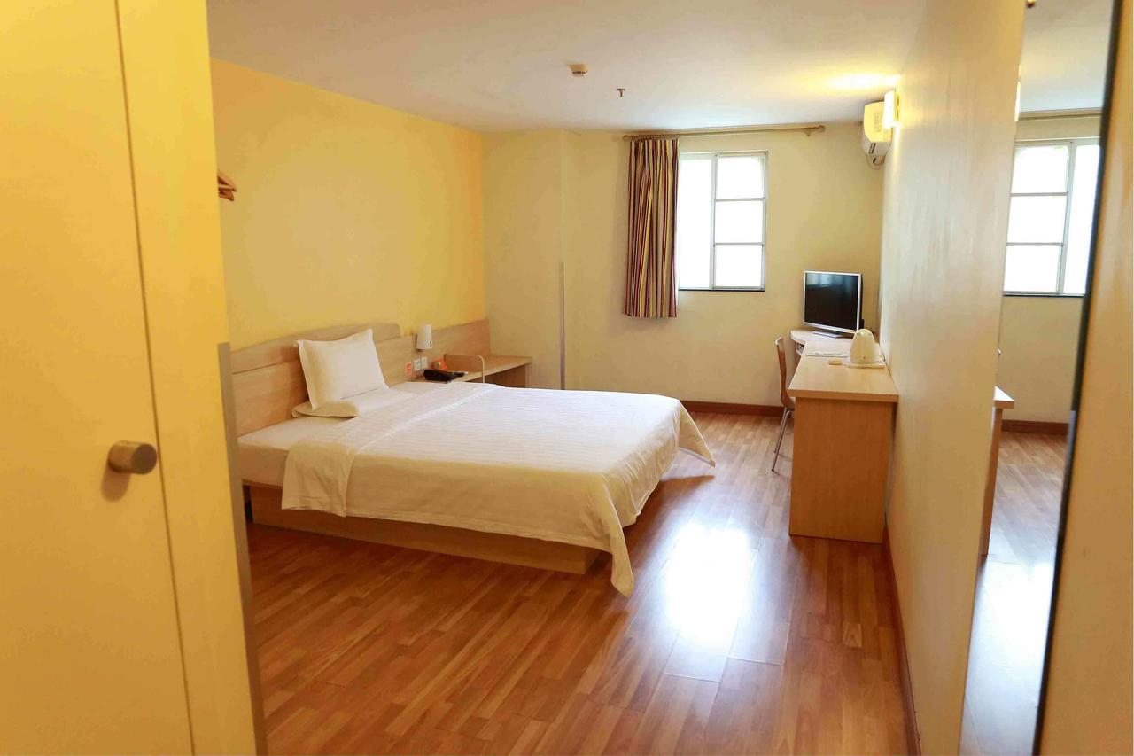7Days Inn West Liaoyang Road Carrefour Qingdao Dış mekan fotoğraf