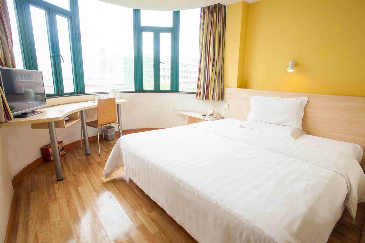 7Days Inn West Liaoyang Road Carrefour Qingdao Dış mekan fotoğraf
