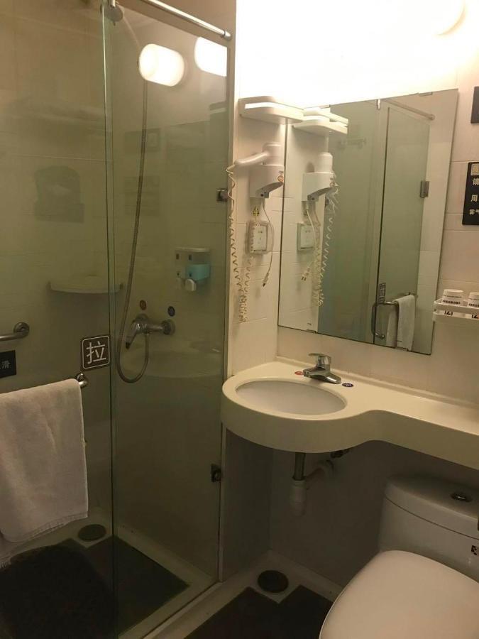 7Days Inn West Liaoyang Road Carrefour Qingdao Dış mekan fotoğraf